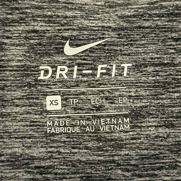 Nike Dri-Fit Women's Open Front Draped cardigan size XS - Picture 6 of 6